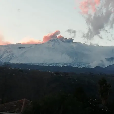 Etna Mare Jonio Apartment *